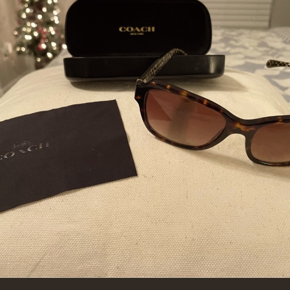 Coach Women’s Sunglasses, tortoise